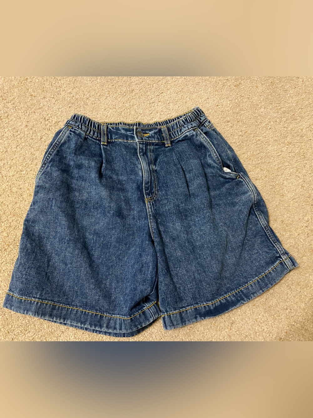 Like new AE throwback 90s shorts